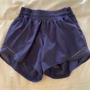 Women’s Lululemon Hotty Hot Short II Long 4”